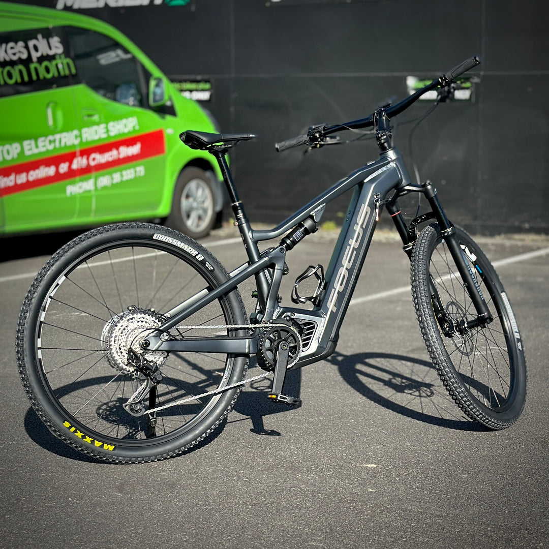 Focus Thron² 6.8 (Ex-Demo, Low Km, Full warranty Incl.)